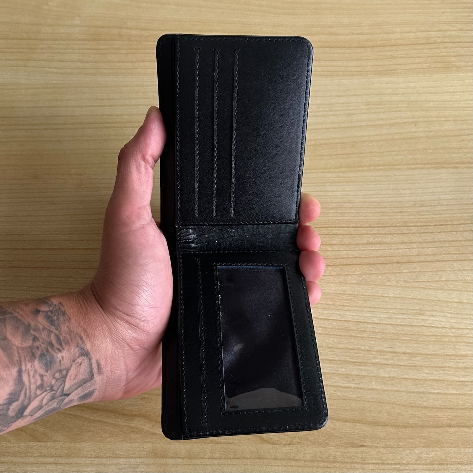 Rimba Wallet — Hitam Cowhide thumbnail 2