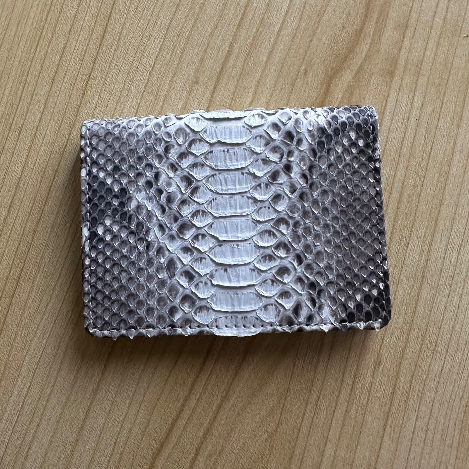 Rimba Cardholder — Natural Python